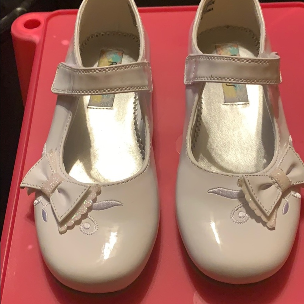 Kids dress shoes